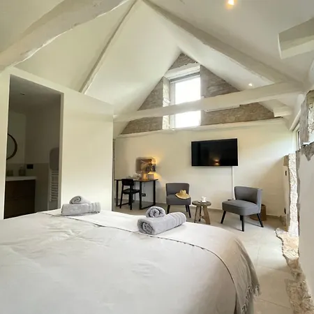 فندق مبيت وإفطار Mas De Mejas D'hotes La Pierraille Calvignac