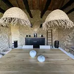 Mas De Mejas D'hotes La Pierraille 3*