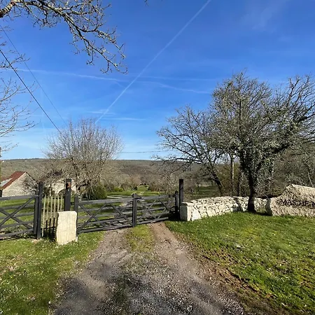 Mas De Méjas D'hôtes La Pierraille 3*