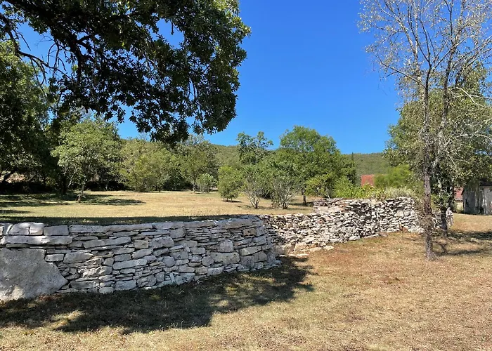 Bed & Breakfast Mas De Mejas D'hotes La Pierraille Calvignac