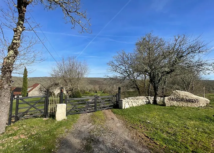 Mas De Méjas D'hôtes La Pierraille 3*